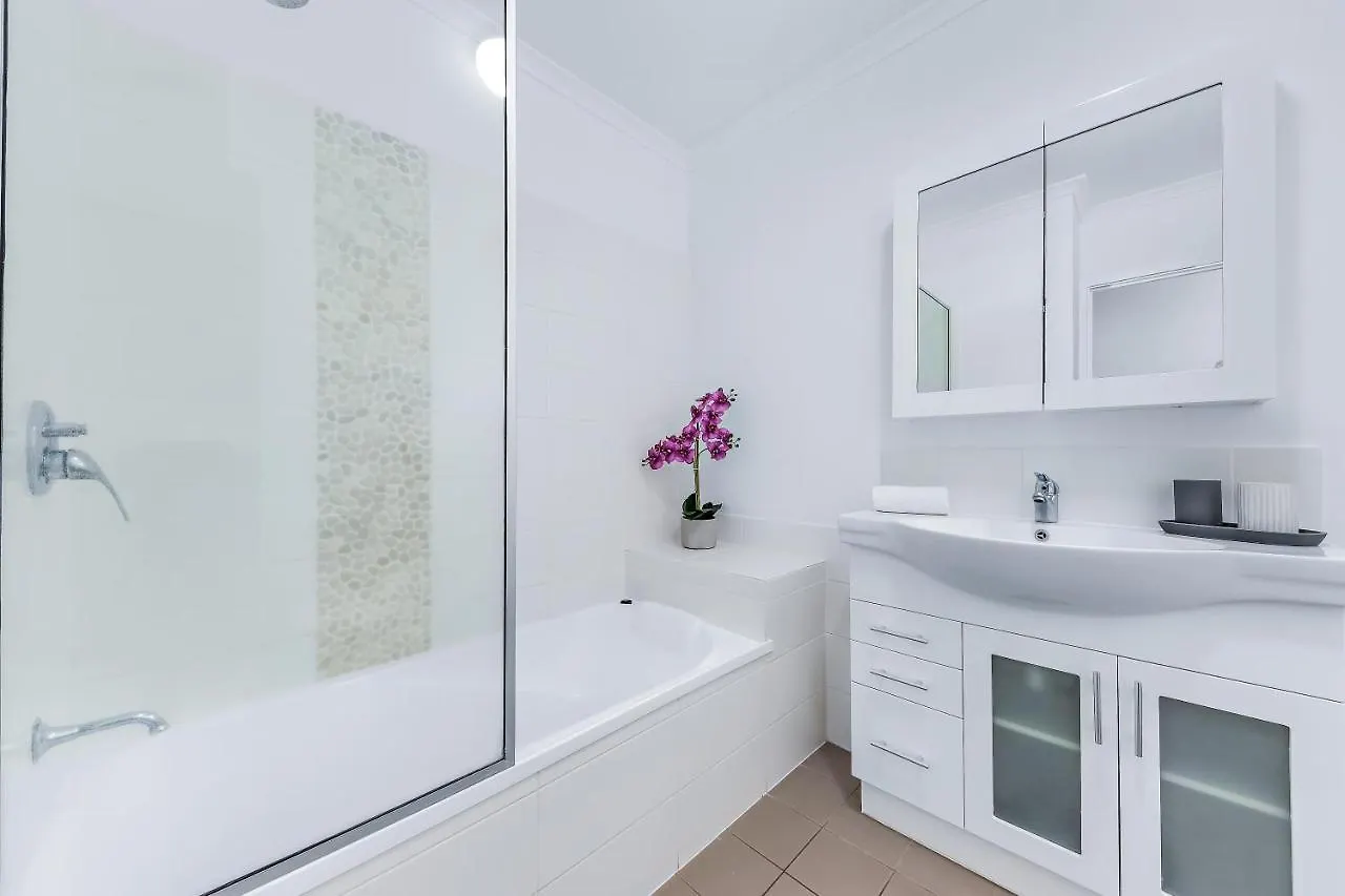 Allure 11- Airlie Central Apartments Airlie Beach